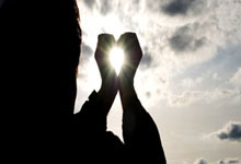 曼城主帅战术新颖，助球队赢得比赛，解析绿茵场上的“智慧博弈”